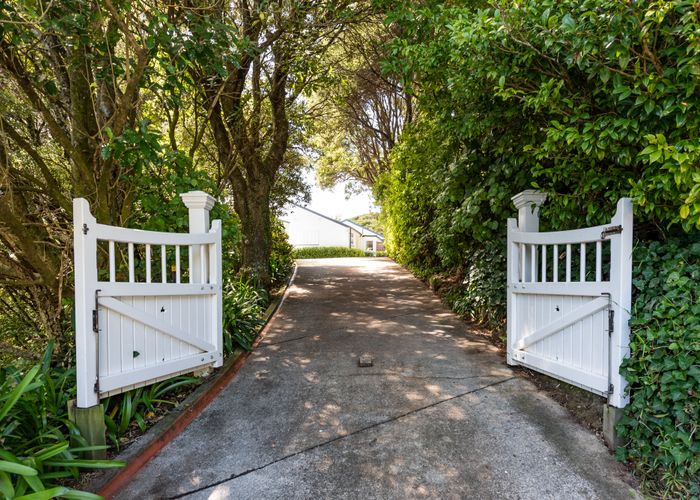  at 32 Gloucester Street, Wilton, Wellington