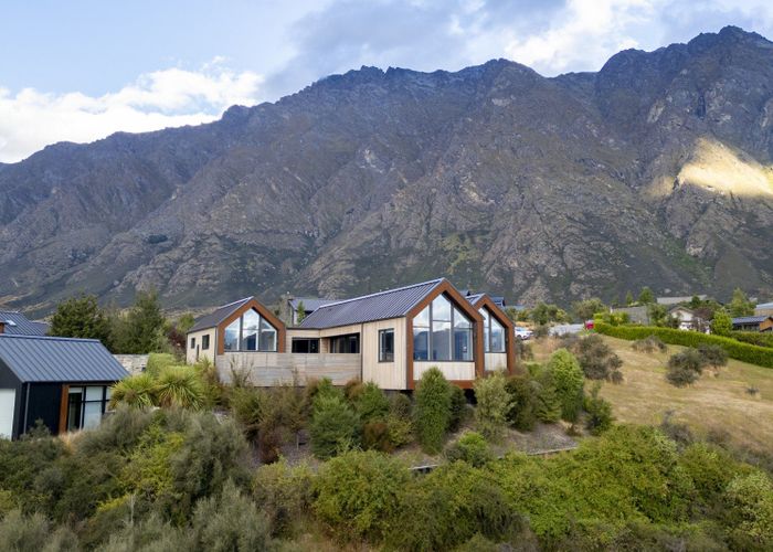  at 4 McKellar Drive, Jacks Point, Queenstown-Lakes, Otago