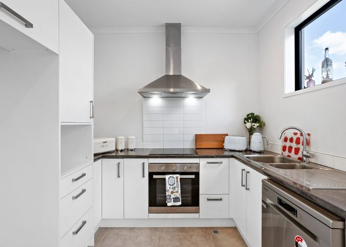  at 8 Mayfly Lane, Hobsonville, Waitakere City, Auckland