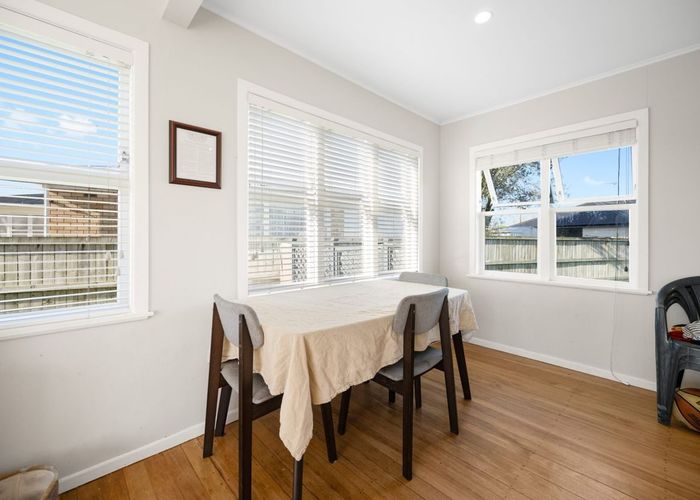  at 25 Cotton Street, Saint Andrews, Hamilton, Waikato