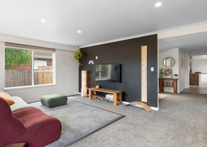  at 10 Burwood Road, Burwood, Christchurch City, Canterbury