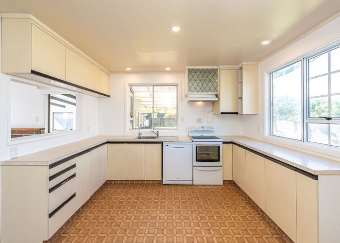  at 156 Karaka Street, Castlecliff, Whanganui, Manawatu / Whanganui