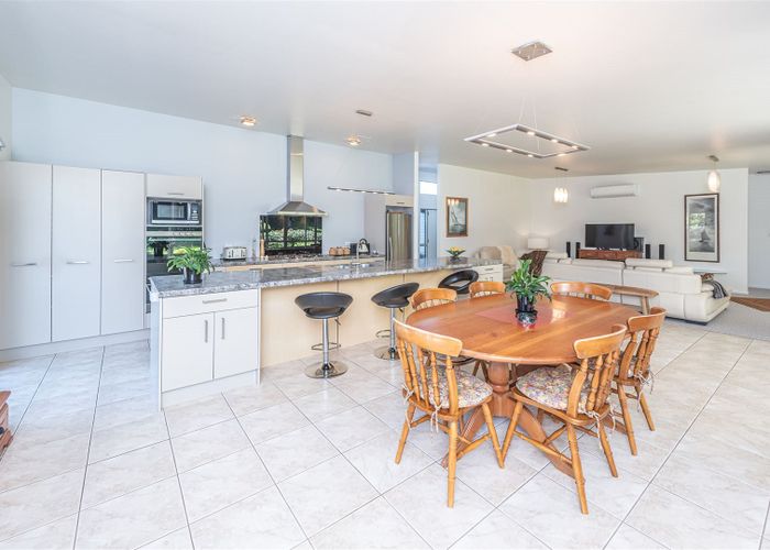  at 12 Cotswolds Close, Otamatea, Whanganui