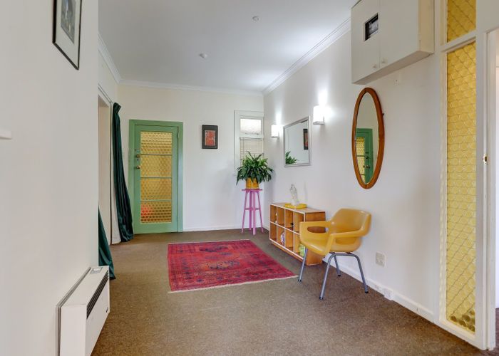  at 11 Hipango Terrace, Durie Hill, Whanganui