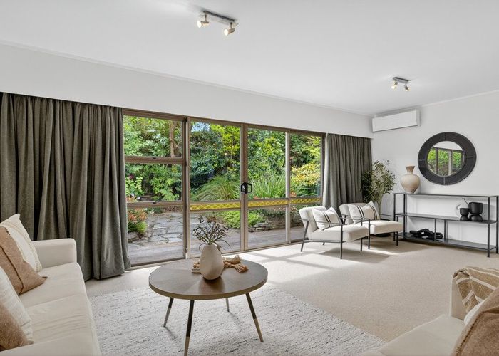  at 2/1a Gordon Avenue, Forrest Hill, North Shore City, Auckland
