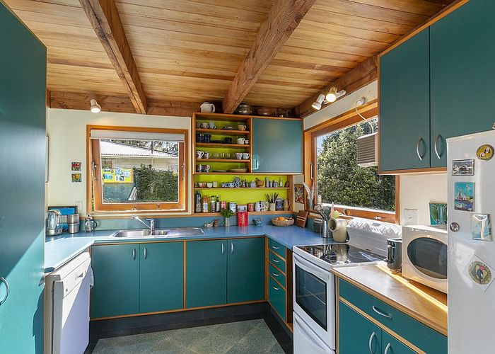  at 7 Winston Street, Crofton Downs, Wellington