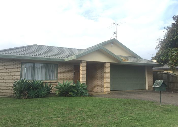  at 18 Broadhurst Road, Flat Bush, Manukau City, Auckland