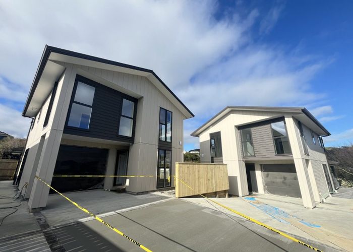  at 9A Barque Crescent, Whitby, Porirua, Wellington