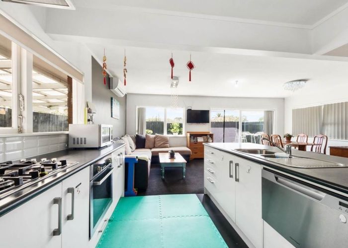  at 3/33 Cleek Road, Mangere East, Manukau City, Auckland