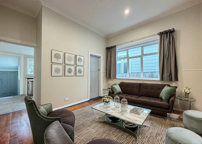  at 105 Onepu Road, Lyall Bay, Wellington, Wellington