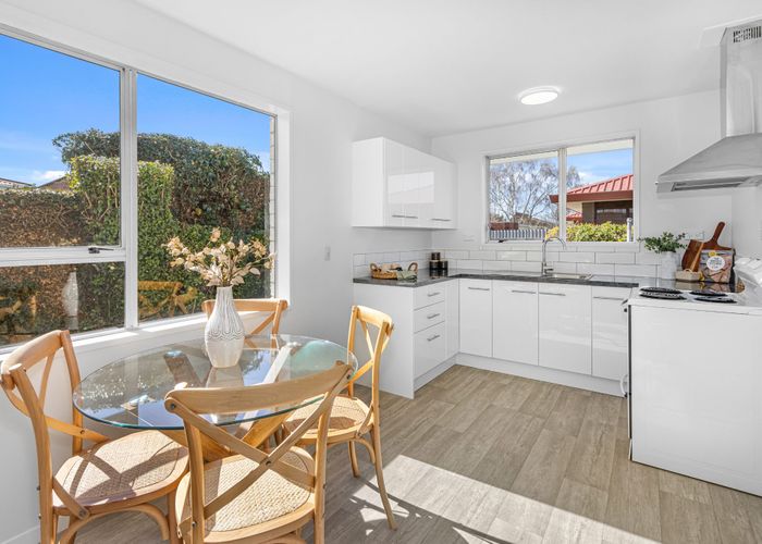  at 4/16 Leslie Street, Upper Riccarton, Christchurch City, Canterbury