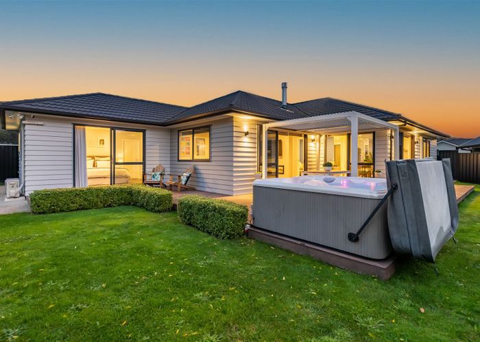  at 7 Don Griffin Grove, Trentham, Upper Hutt