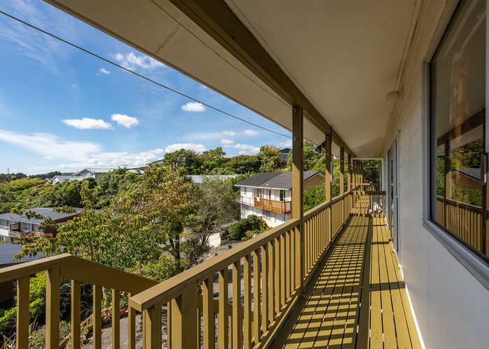  at 20B Bloomsbury Grove, Newlands, Wellington