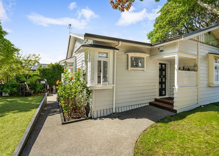  at 61 Miro Street, New Lynn, Waitakere City, Auckland