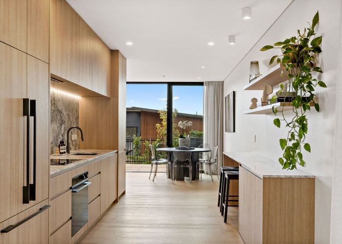  at 21 Arahia Street, Northcote, North Shore City, Auckland