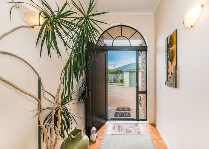  at 18 Lorna Irene Drive, Raumati South, Paraparaumu