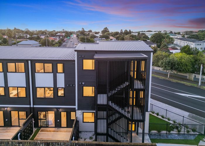  at 1-3/130 Rosebank Road, Avondale, Auckland City, Auckland