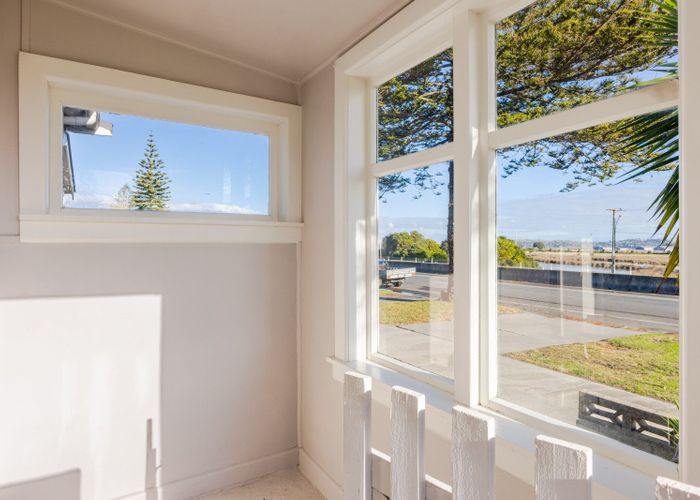  at 9 Pukeko Place, Westshore, Napier, Hawke's Bay