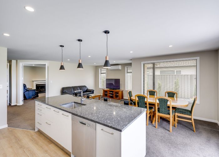  at 4 Pelorus Avenue, Poraiti, Napier