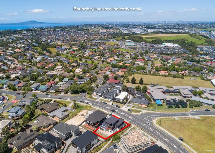  at 43 Spencer Road, Oteha, Auckland