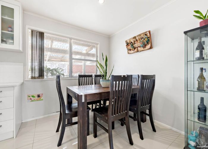  at 54 Bader Drive, Mangere, Auckland