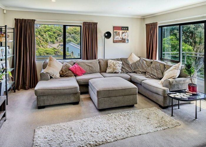  at 21 Inlet View, Titahi Bay, Porirua