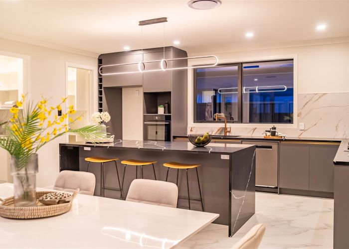  at 17 Cynisca Cres, Wallaceville, Upper Hutt, Wellington