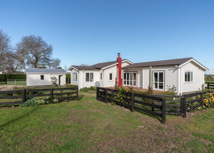  at 200 Hooker Road, Tamahere, Hamilton