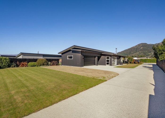  at 25 Teal Place, Lake Hawea, Wanaka, Otago