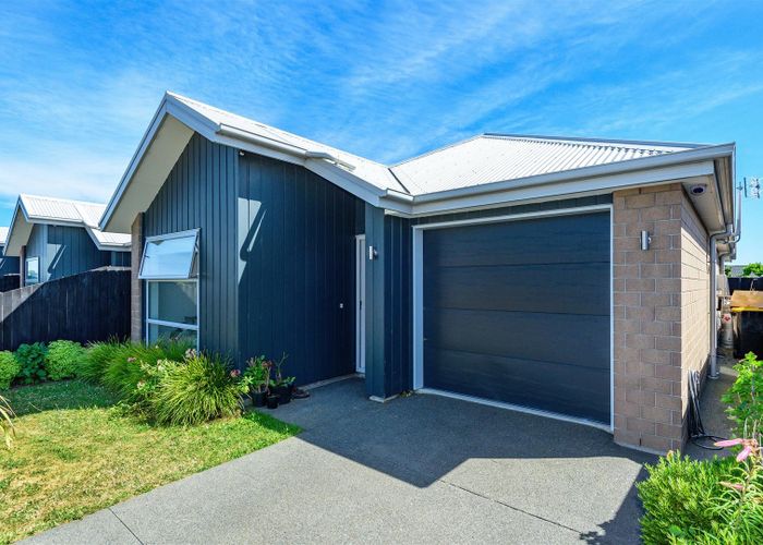  at 40 Horoeka Street, Russley, Christchurch