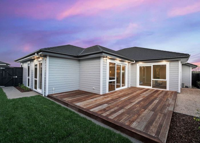  at 19 Fallowdown Street, Milldale, Rodney, Auckland