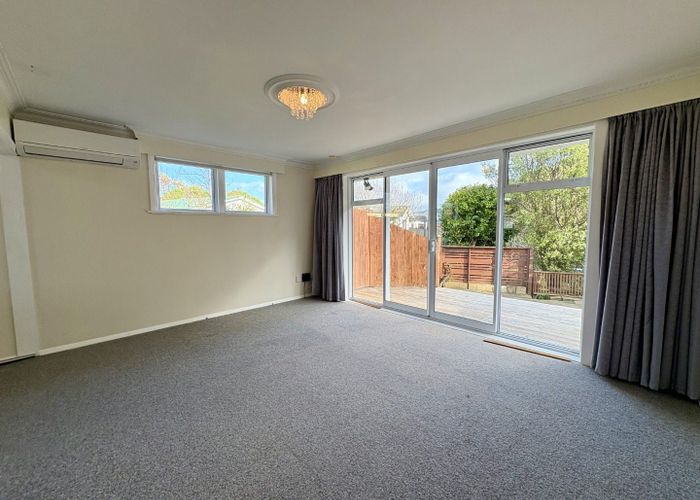  at 27  Wai-iti Crescent, Waiwhetu, Lower Hutt, Wellington