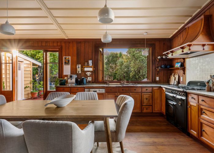  at 42 Garnet Road, Westmere, Auckland