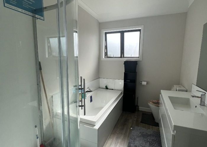  at 10 Poulson Grove, Trentham, Upper Hutt, Wellington