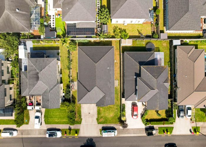  at 12 Yatterina Avenue, Takanini, Auckland