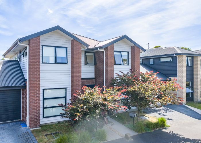  at 2/54 Helena Road, Hillcrest, Hamilton, Waikato