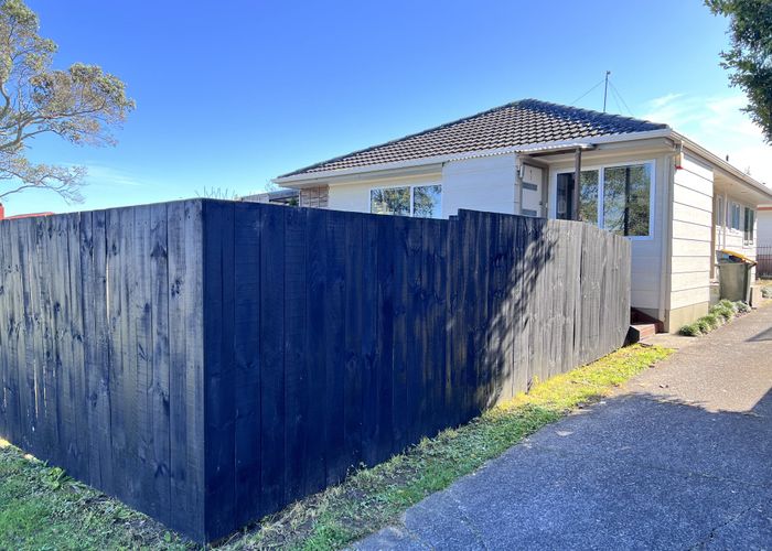  at 1/7 McInnes Rd, Weymouth, Manukau City, Auckland