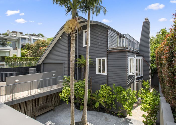  at 6 Eastbourne Road, Remuera, Auckland