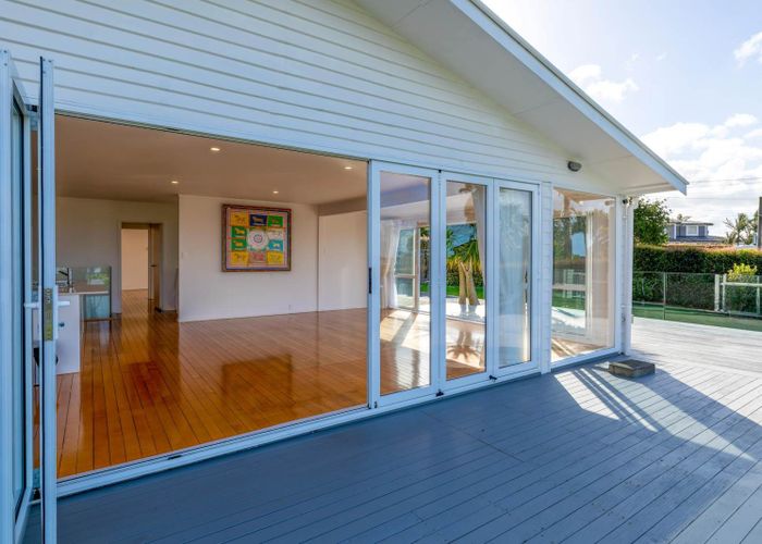  at 1A California Place, Wai o Taiki Bay, Auckland