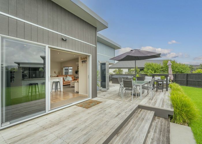 Free property data for 10 Rena Place, Whitianga homes.co.nz