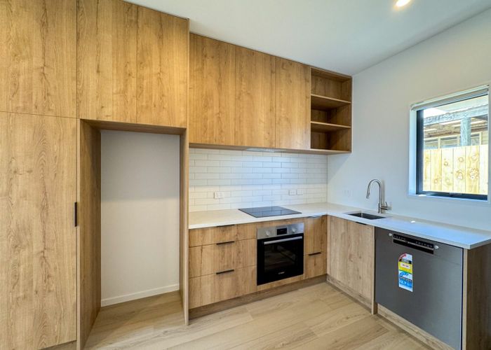  at 53D Alanbrooke Crescent, Avondale, Auckland City, Auckland