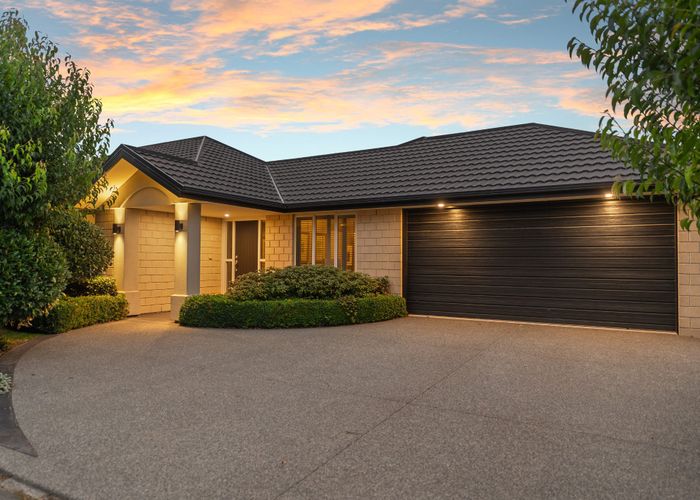  at 8 Lime Tree Lane, Harewood, Christchurch