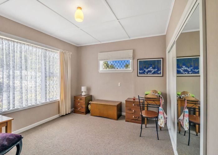  at 2 Glandwr Crescent, Whanganui East, Whanganui, Manawatu / Whanganui