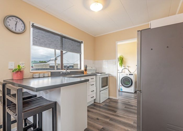  at 19 Gladys Place, Kelvin Grove, Palmerston North, Manawatu / Whanganui