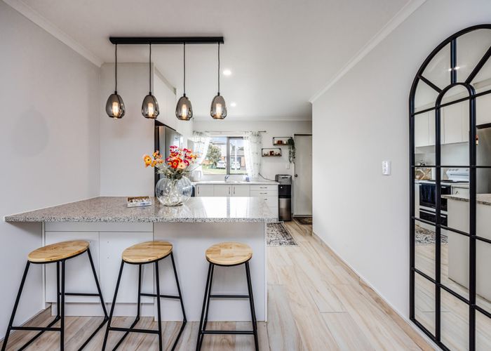  at 11 Battlen Place, Manurewa, Manukau City, Auckland