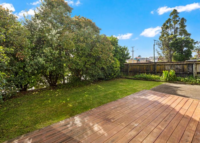  at 1/493 Richardson Road, Mount Roskill, Auckland