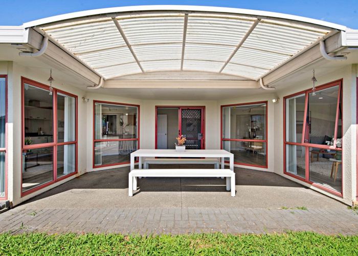  at 27 Glenross Drive, Wattle Downs, Manukau City, Auckland