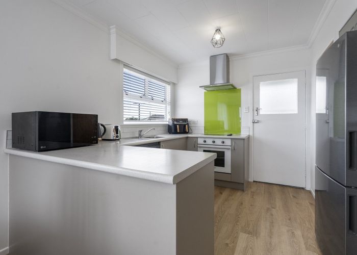  at 3 Blenheim Place, Vogeltown, New Plymouth, Taranaki