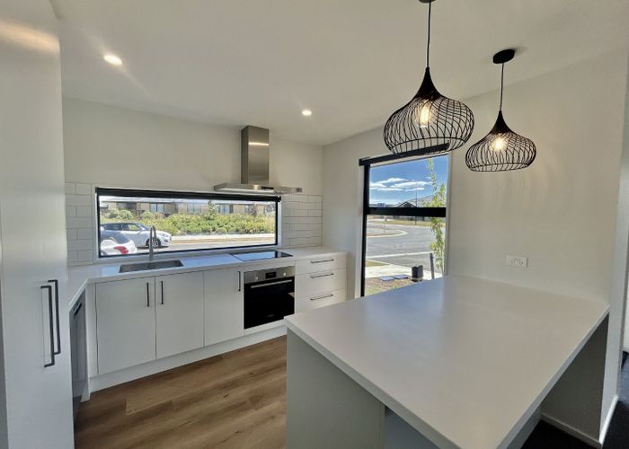  at 30 Oriel Avenue, Tawa, Wellington