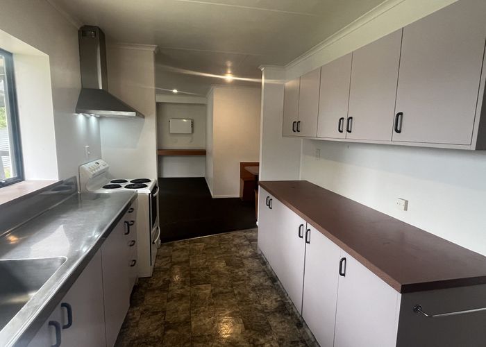  at 2/496 Ferguson Street, City Centre, Palmerston North, Manawatu / Whanganui